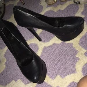 Black Jessica Simpson heels